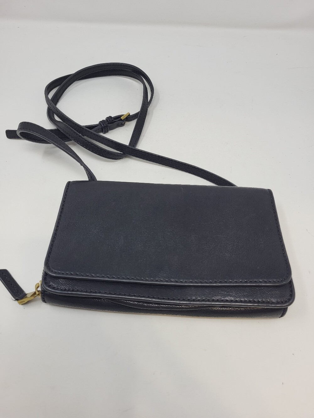 Fossil Black Genuine Leather Wallet Crossbody Clutch Minimalist Utility